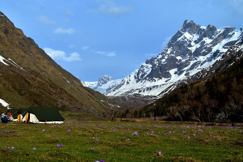 Har Ki Dun Trek: A Complete Review of the Top 10 Packages and Services in 2023